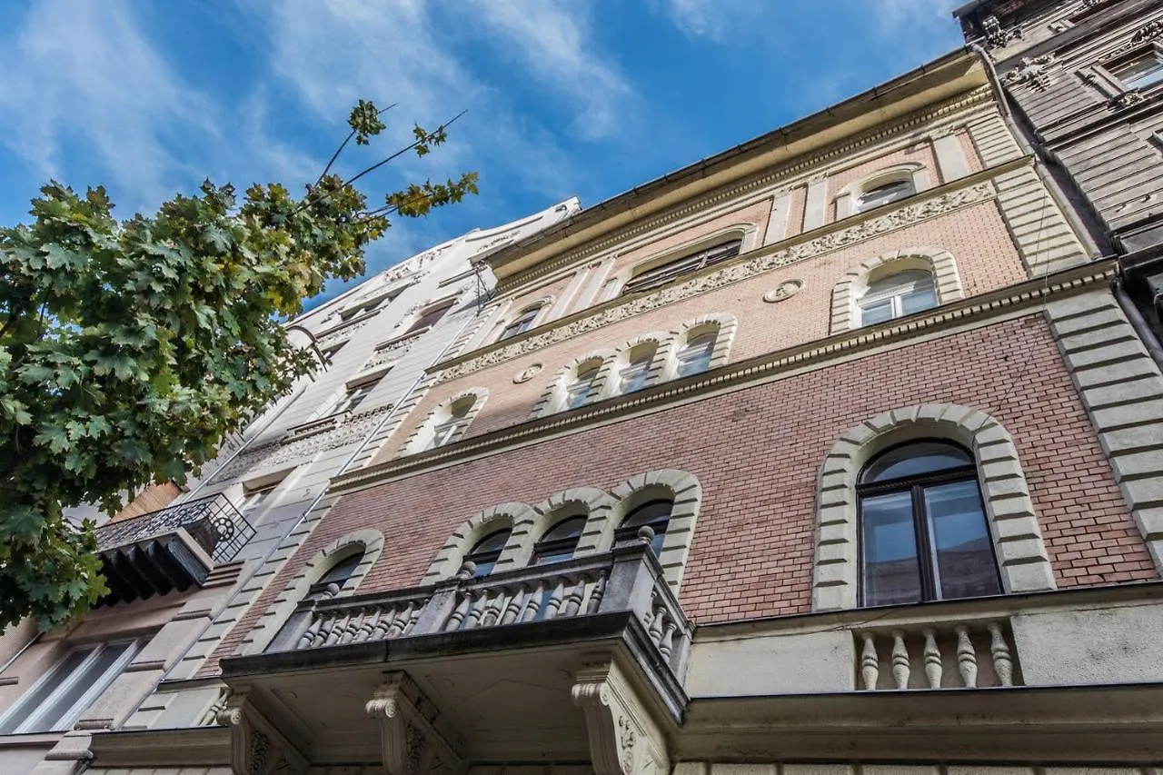 Apartment Semmihome Budapest Semmelweis Street